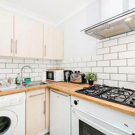 לונדון Ai Deluxe Apartments מראה חיצוני תמונה